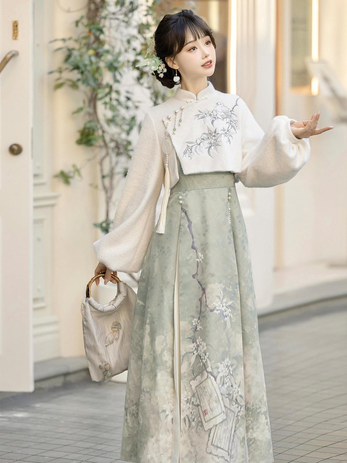 Sweet Promise Jacquard Hanfu Inspired Modified Ming Style Women's Polyester Op Sets