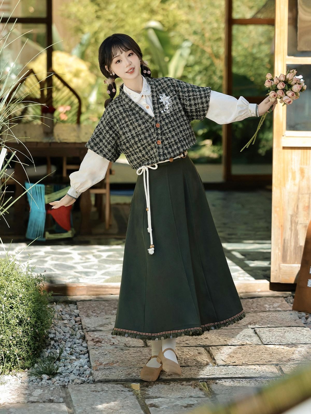 Sweet Promise Literary Retro Modified Hanfu Chinese Style Women's Polyester Skirt Sets
