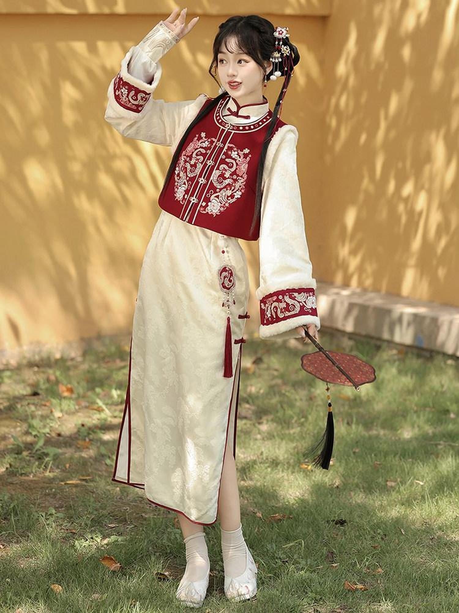 Sweet Promise Red Chinese Style Modified Hanfu Qipao Tassel Vest Women's Polyester Op Sets