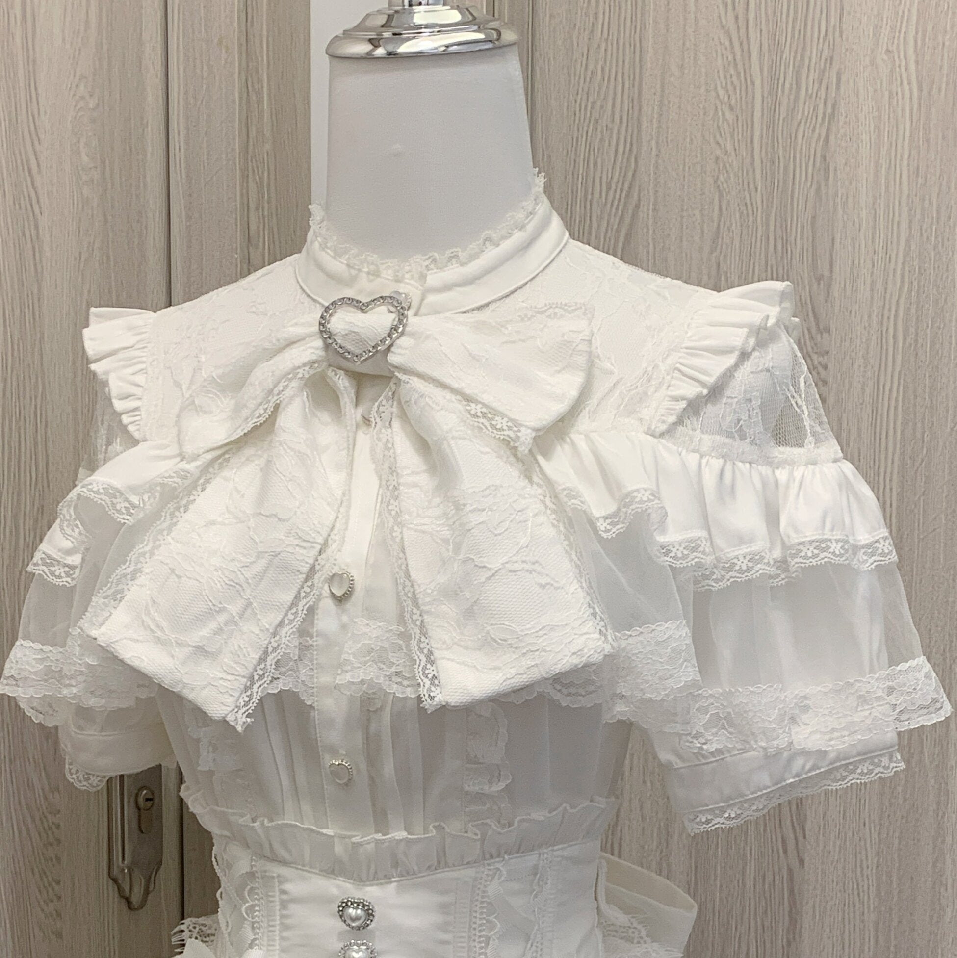 Virtual_Paradise_Lace_Bow_Heavy_Embellishment_Japanese_Straight_Women's_Long_Sleeve_Blouses_807784078507_MISSTT