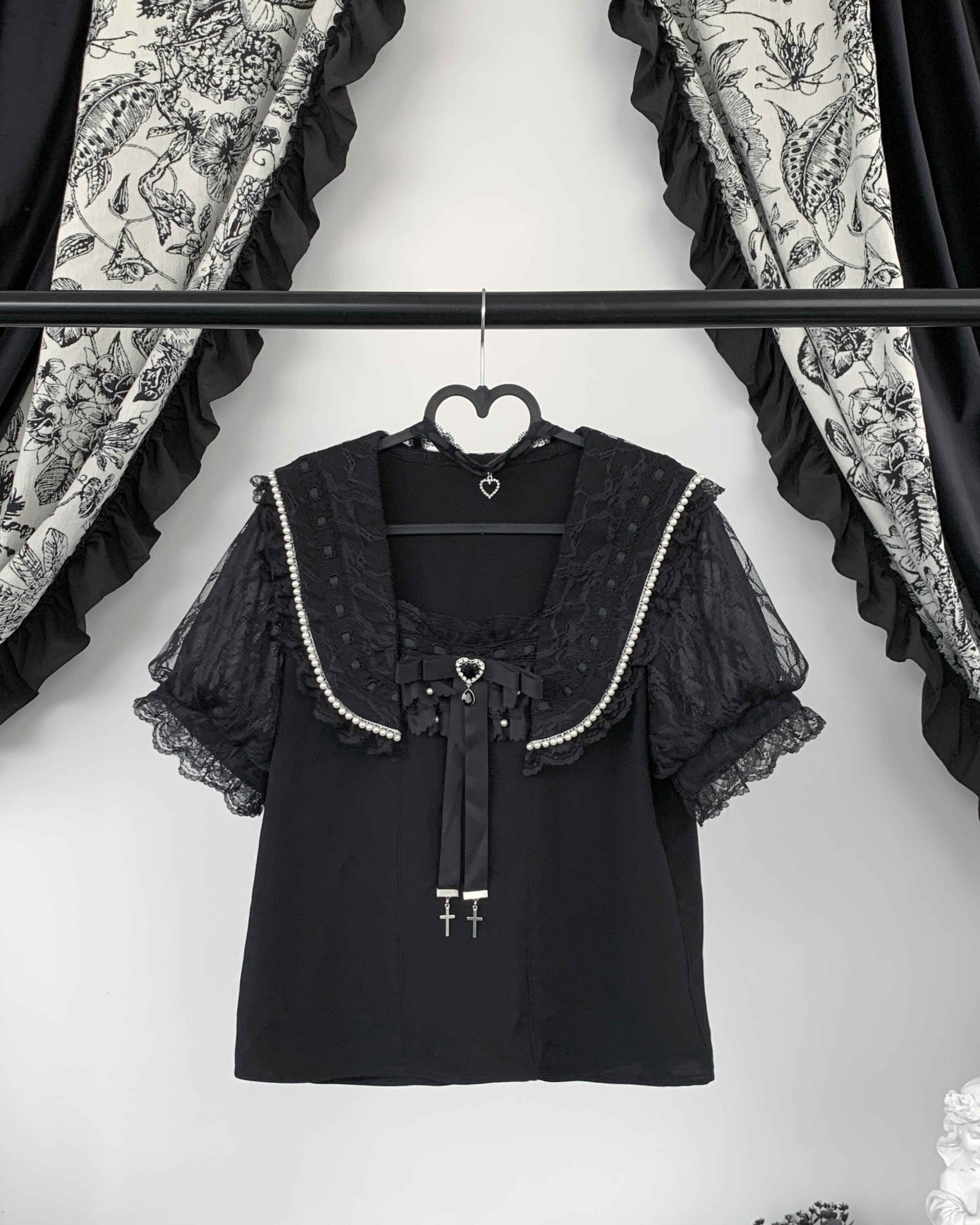 Virtual_Paradise_Lace_Trim_Sailor_Collar_Bow_Loose_Women's_Short_Sleeve_Blouses_1051027442464_MISSTT