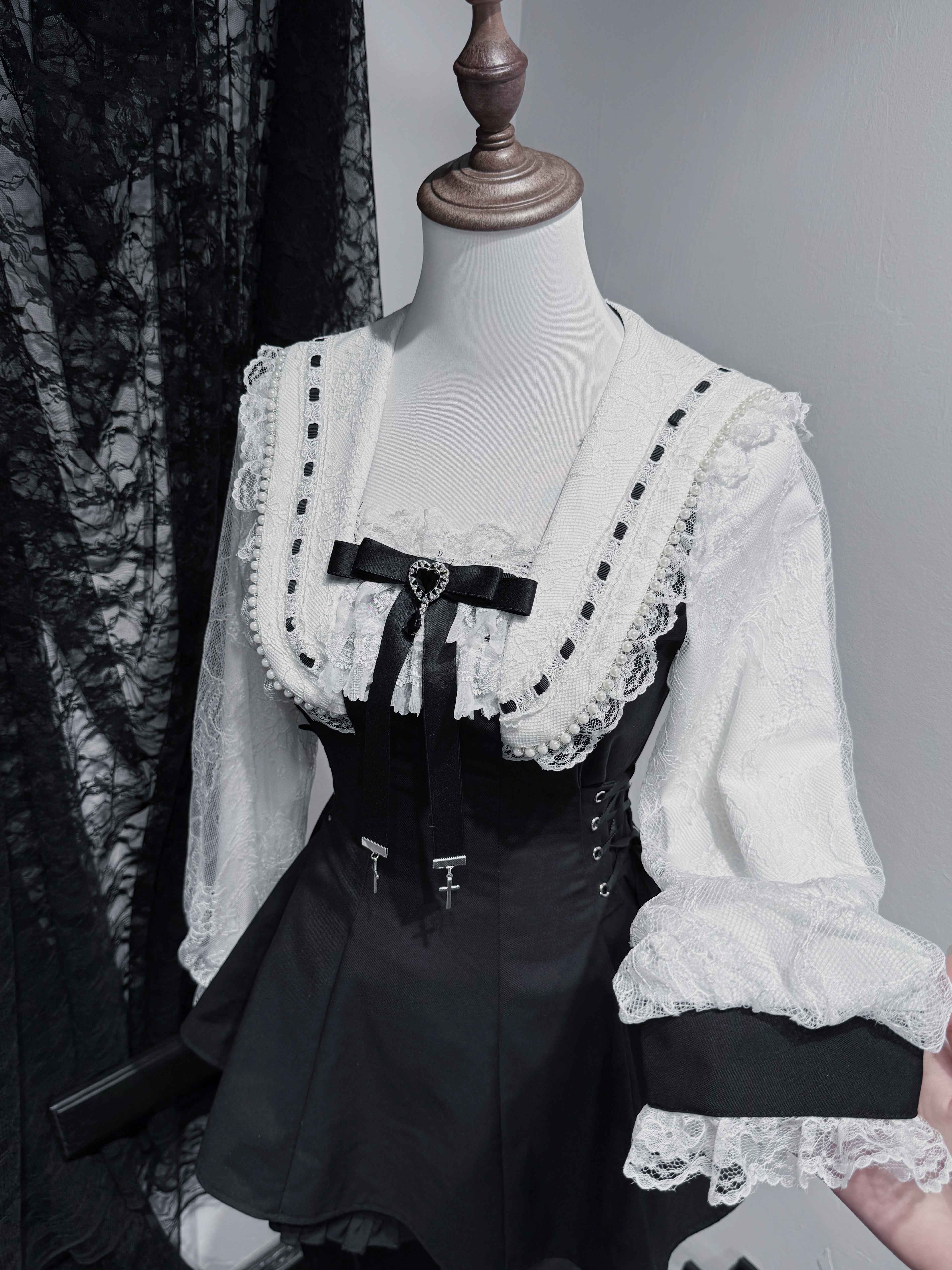 Virtual_Paradise_Plaid_Bow_Pearl_Lace_Turn_Down_Collar_Women's_Long_Sleeve_Op_972377796260_MISSTT