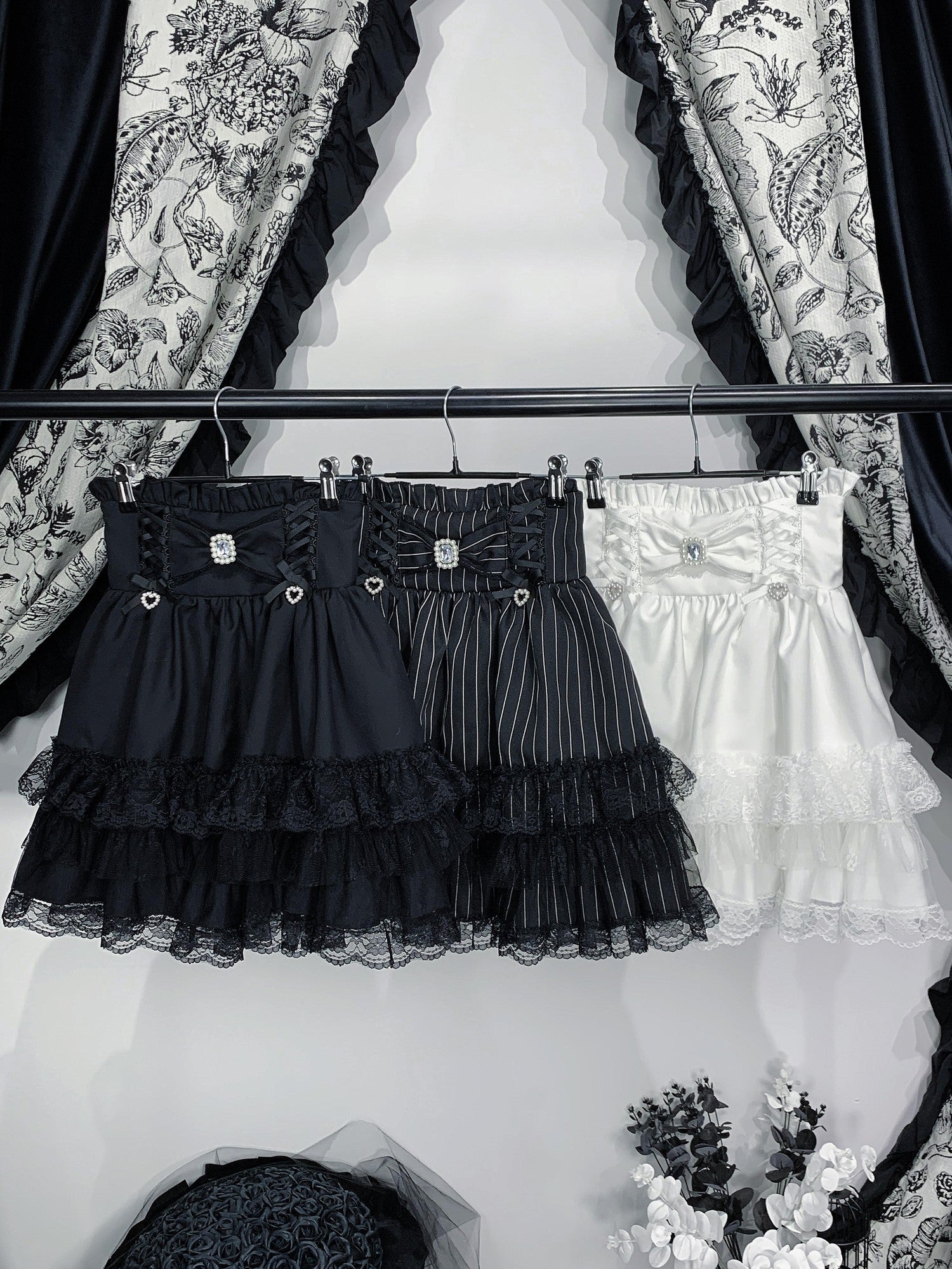 Virtual Paradise Striped Bow Lace Embellished A Line Women's Lace Mid High Waist Skirts