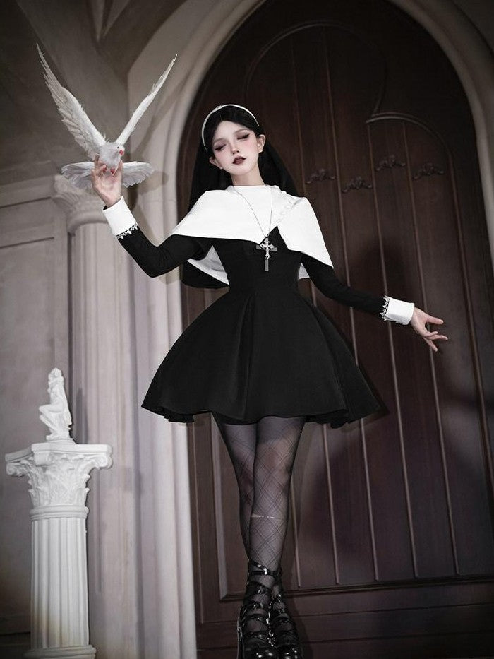 With PUJI Black And White Nun Style Lolita Seven Panel Flared Women's Long Sleeve Op