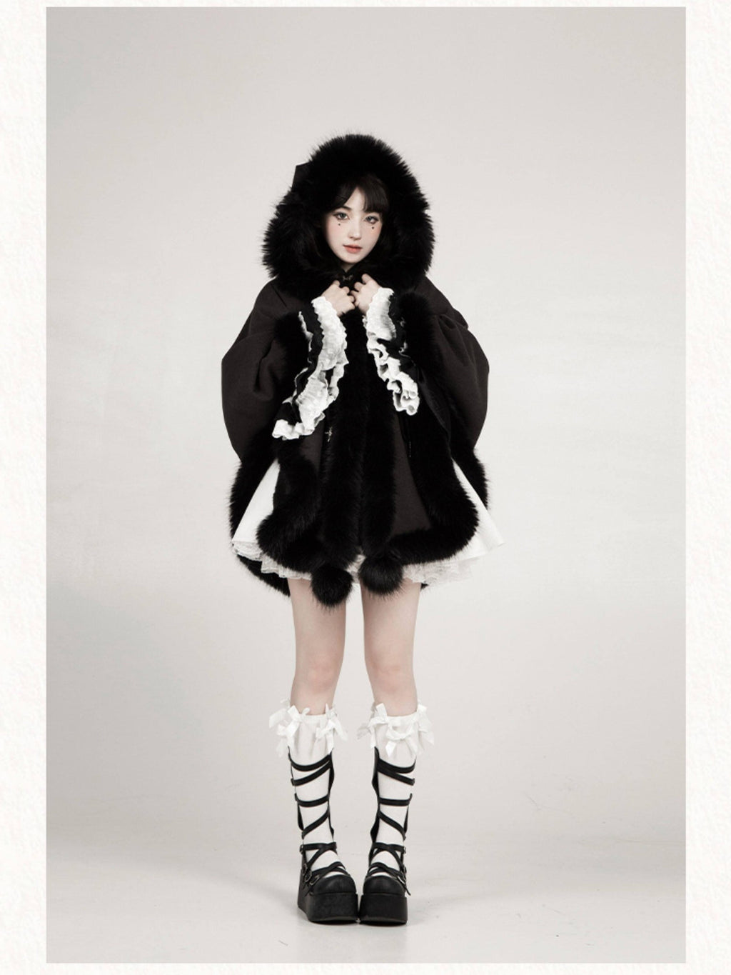 With PUJI Black Hooded Gothic Brooch Women's Thick Fleece Lined Long Cloaks