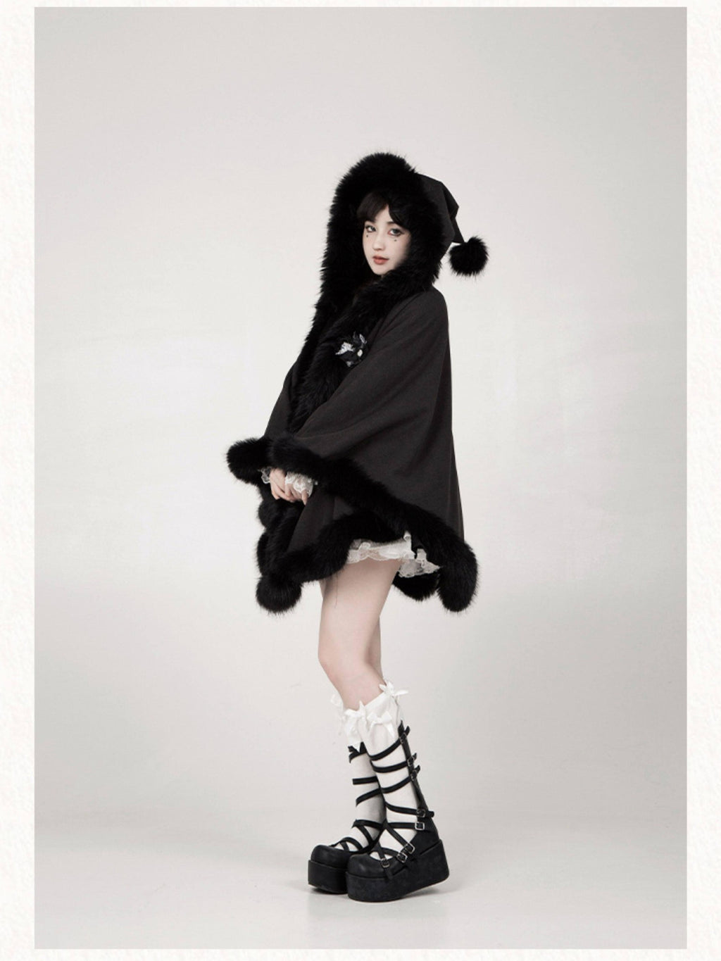 With PUJI Black Hooded Gothic Brooch Women's Thick Fleece Lined Long Cloaks