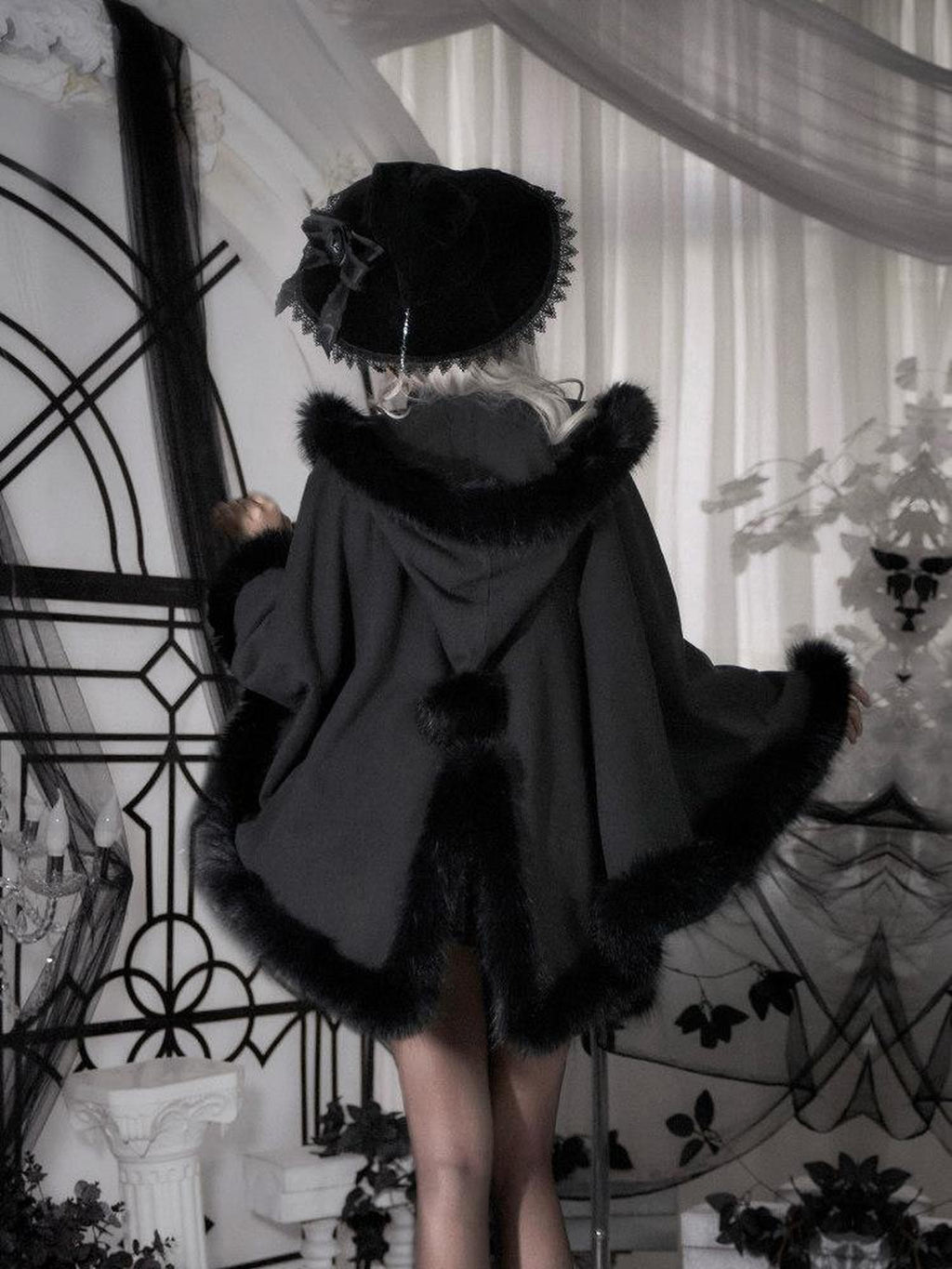 With PUJI Black Hooded Gothic Brooch Women's Thick Fleece Lined Long Cloaks