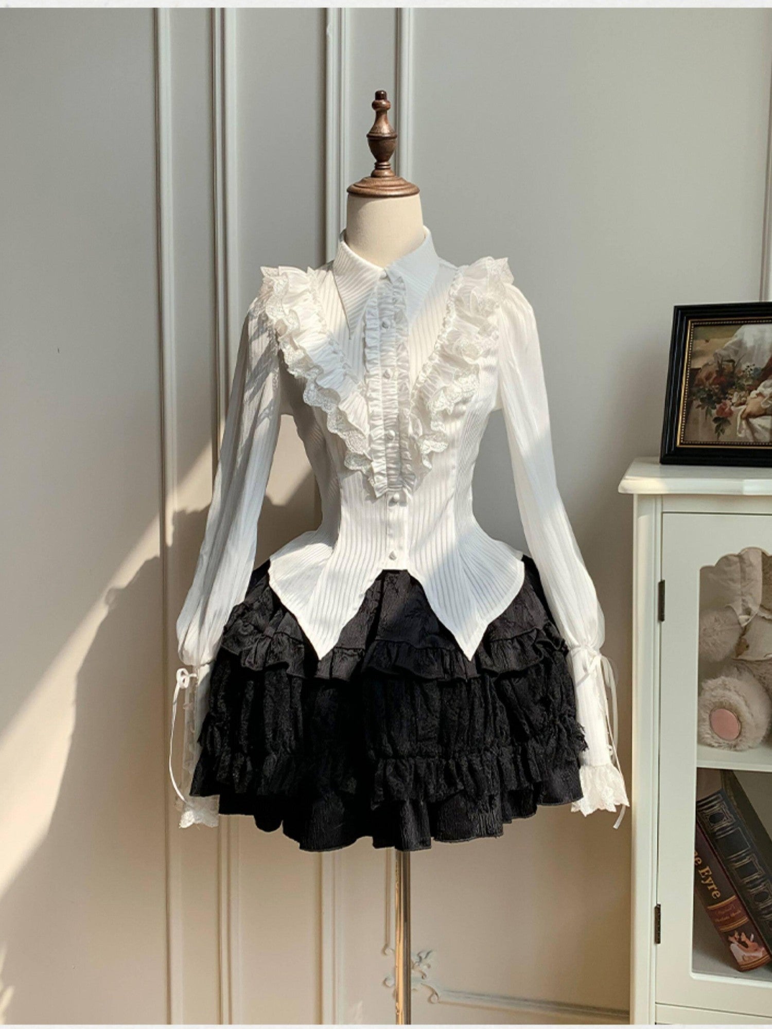With PUJI Gothic Lolita Lantern Sleeve Turn Down Collar Women's Long Sleeve Blouses