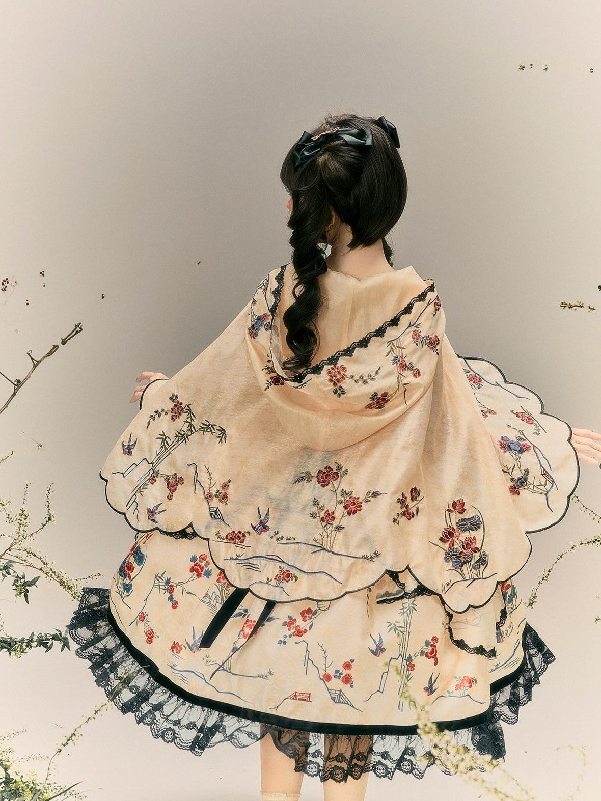 Yi Mu Hu Tao Amber Floral Bird Embroidered Sino Western Strappy Women's Jsk Sets