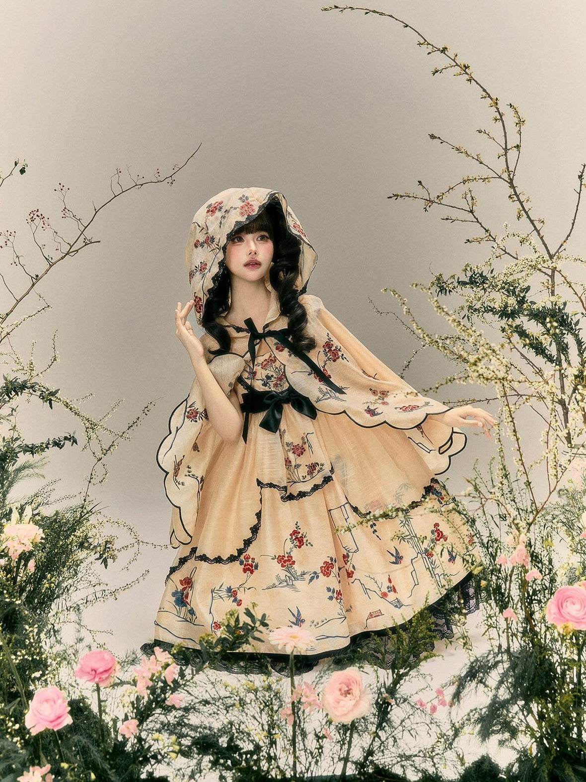 Yi Mu Hu Tao Amber Floral Bird Embroidered Sino Western Strappy Women's Jsk Sets