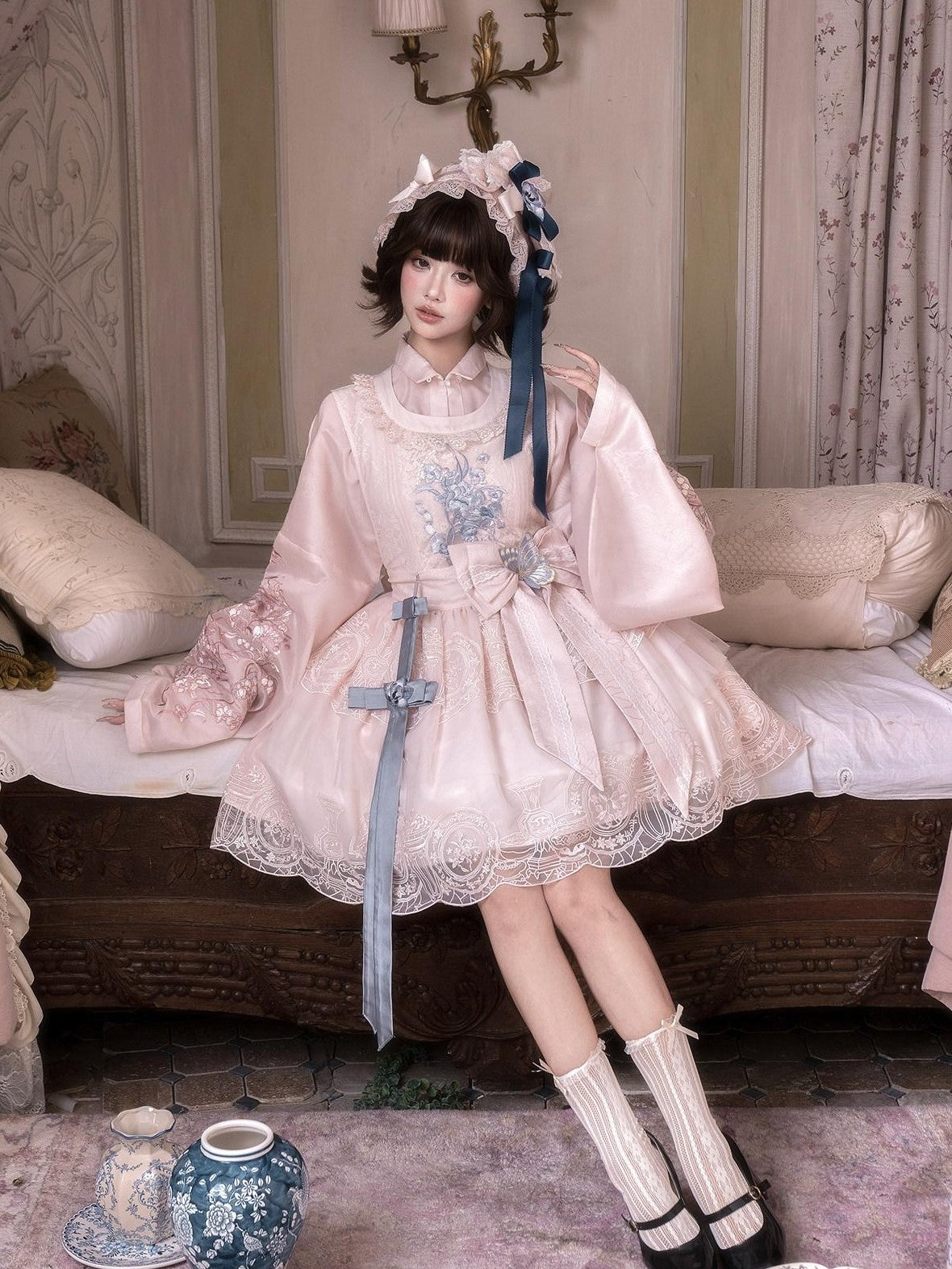 Yi Mu Hu Tao Blue Embroidered Cross Collar Coat Overdress Women's Full Coordination Sets