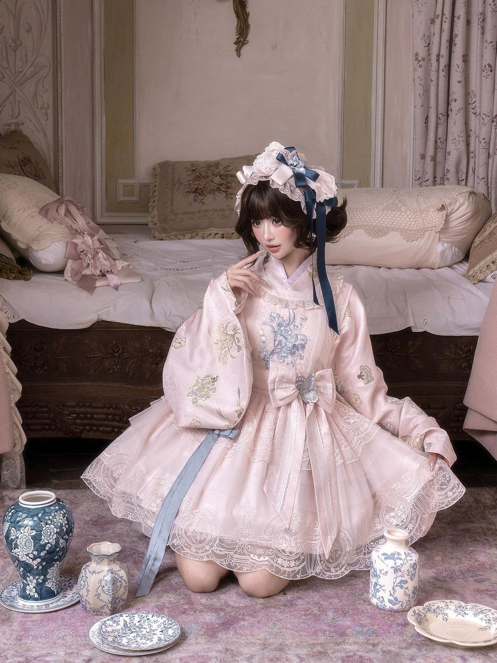 Yi Mu Hu Tao Blue Embroidered Cross Collar Coat Overdress Women's Full Coordination Sets