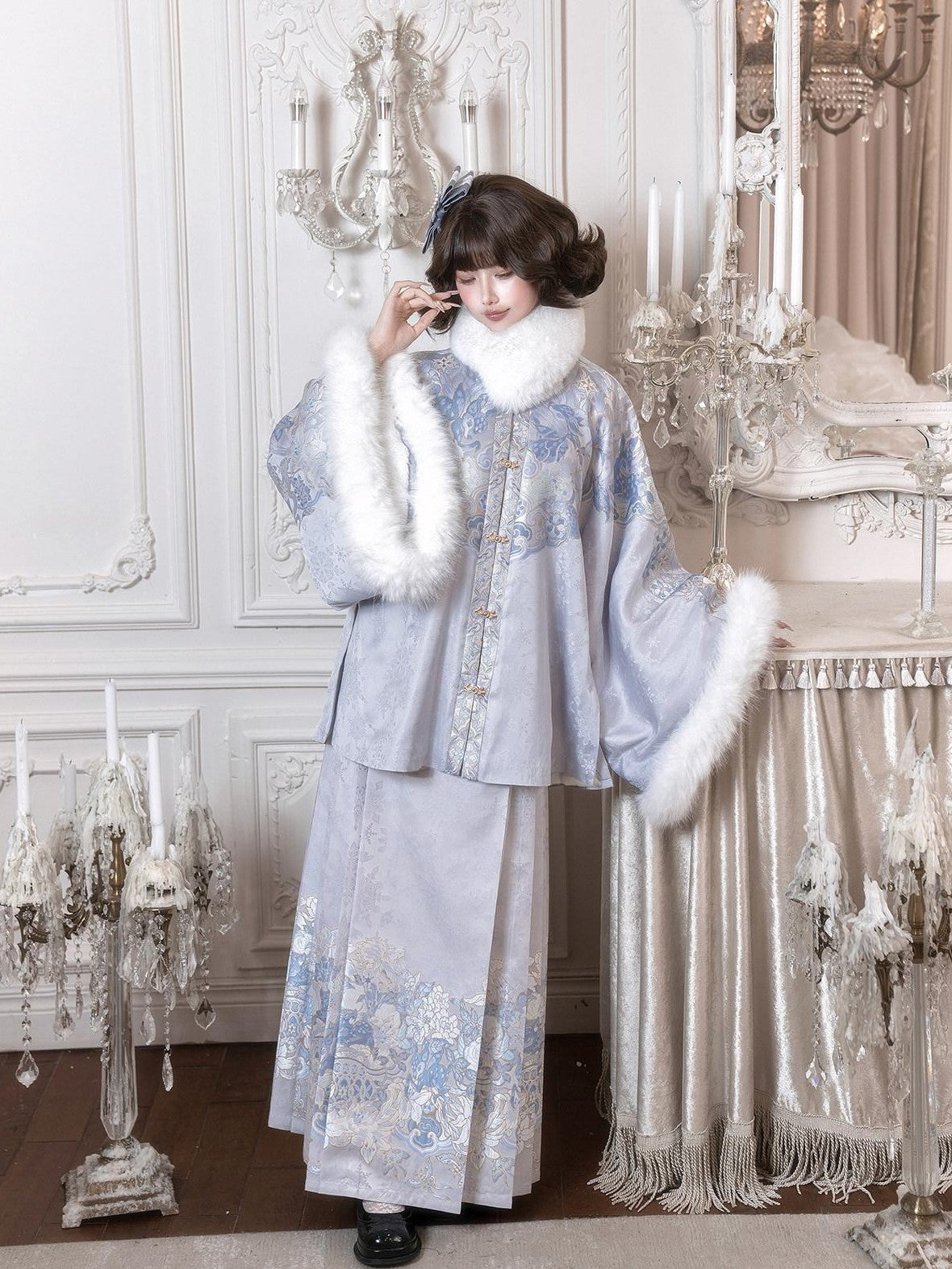 Yi Mu Hu Tao Brocade Cloud Woven Gold Horse Ming Women's Fleece Lined Skirt Sets