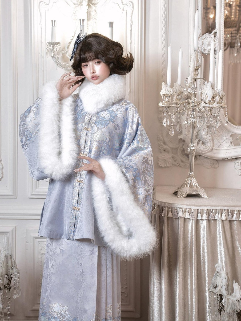 Yi Mu Hu Tao Brocade Cloud Woven Gold Horse Ming Women's Fleece Lined Skirt Sets