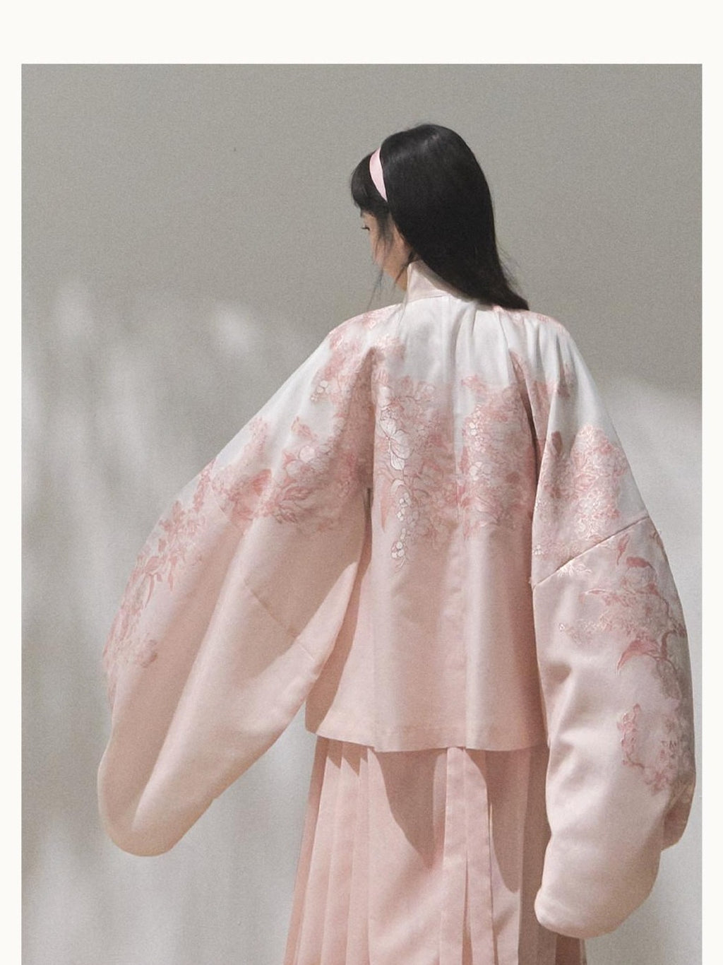Yi Mu Hu Tao Cloud Shoulder Floral Cross Front Jacket Mamian Skirt Women's Skirt Sets
