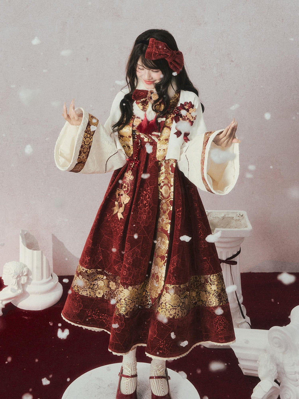 Yi Mu Hu Tao Red Velvet Woven Gold Embroidered Hanfu Women's Velvet Jsk Sets