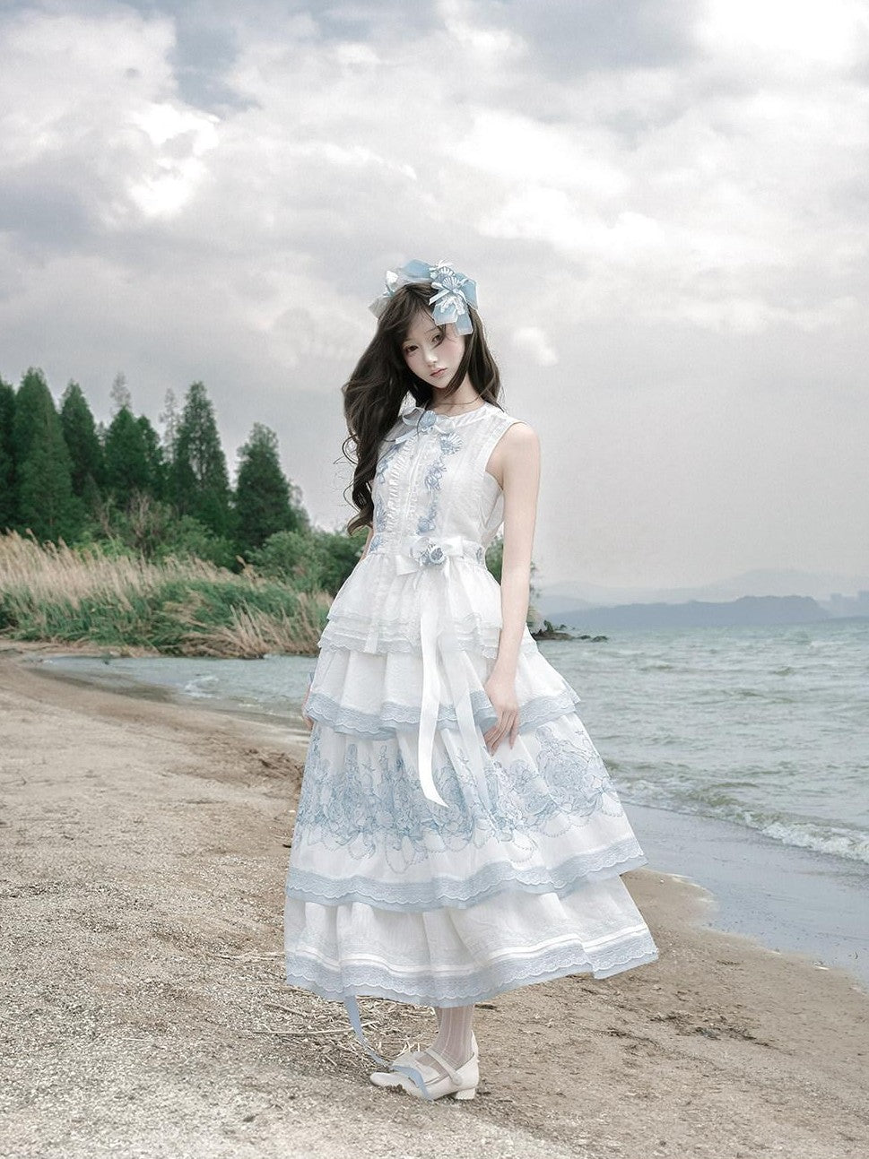 Yi Mu Hu Tao Seashell Embroidered Bib Tiered Cake Women's Tencel Jsk / Jumper Skirts