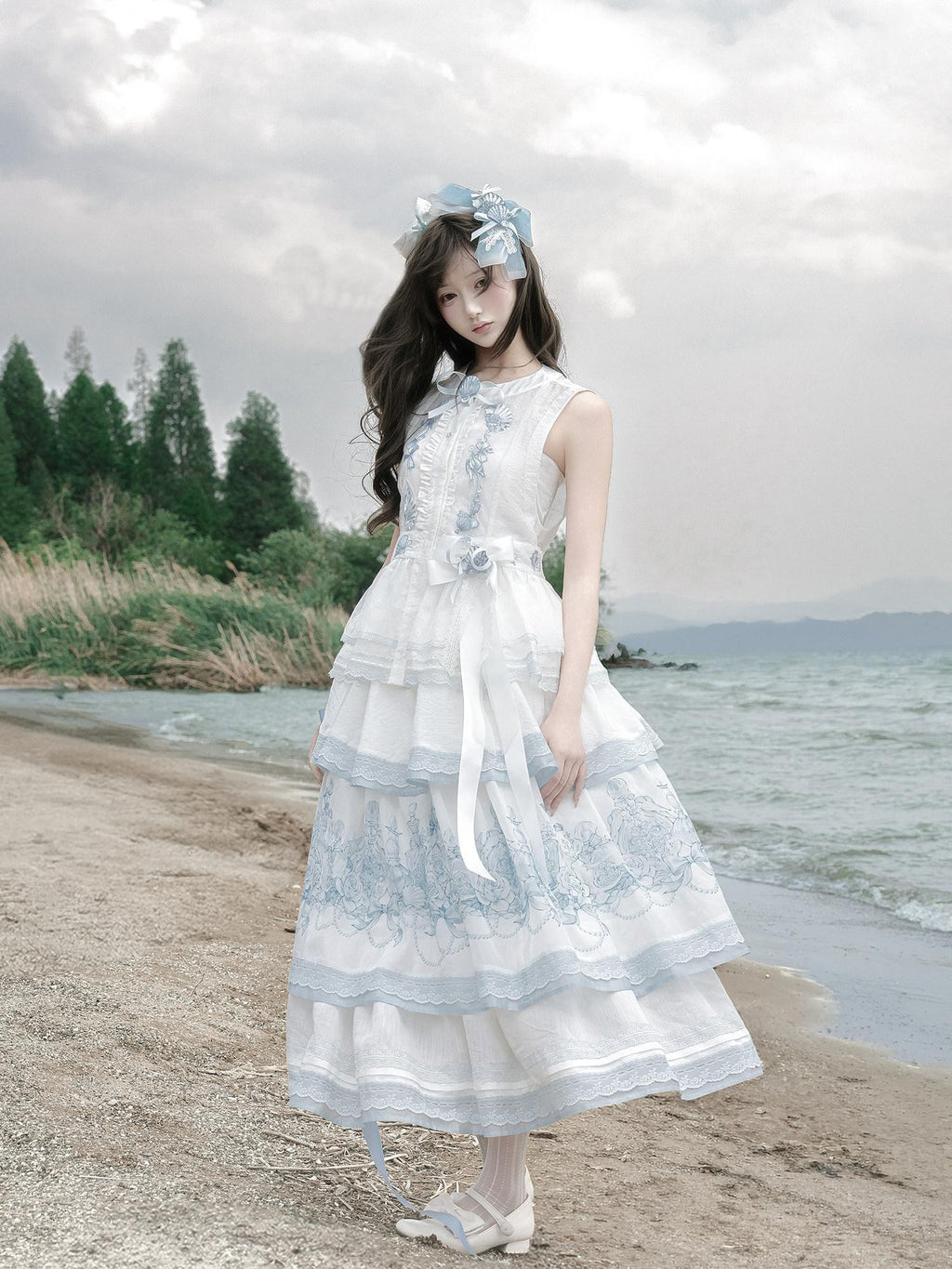 Yi Mu Hu Tao Seashell Embroidered Bib Tiered Cake Women's Tencel Jsk / Jumper Skirts