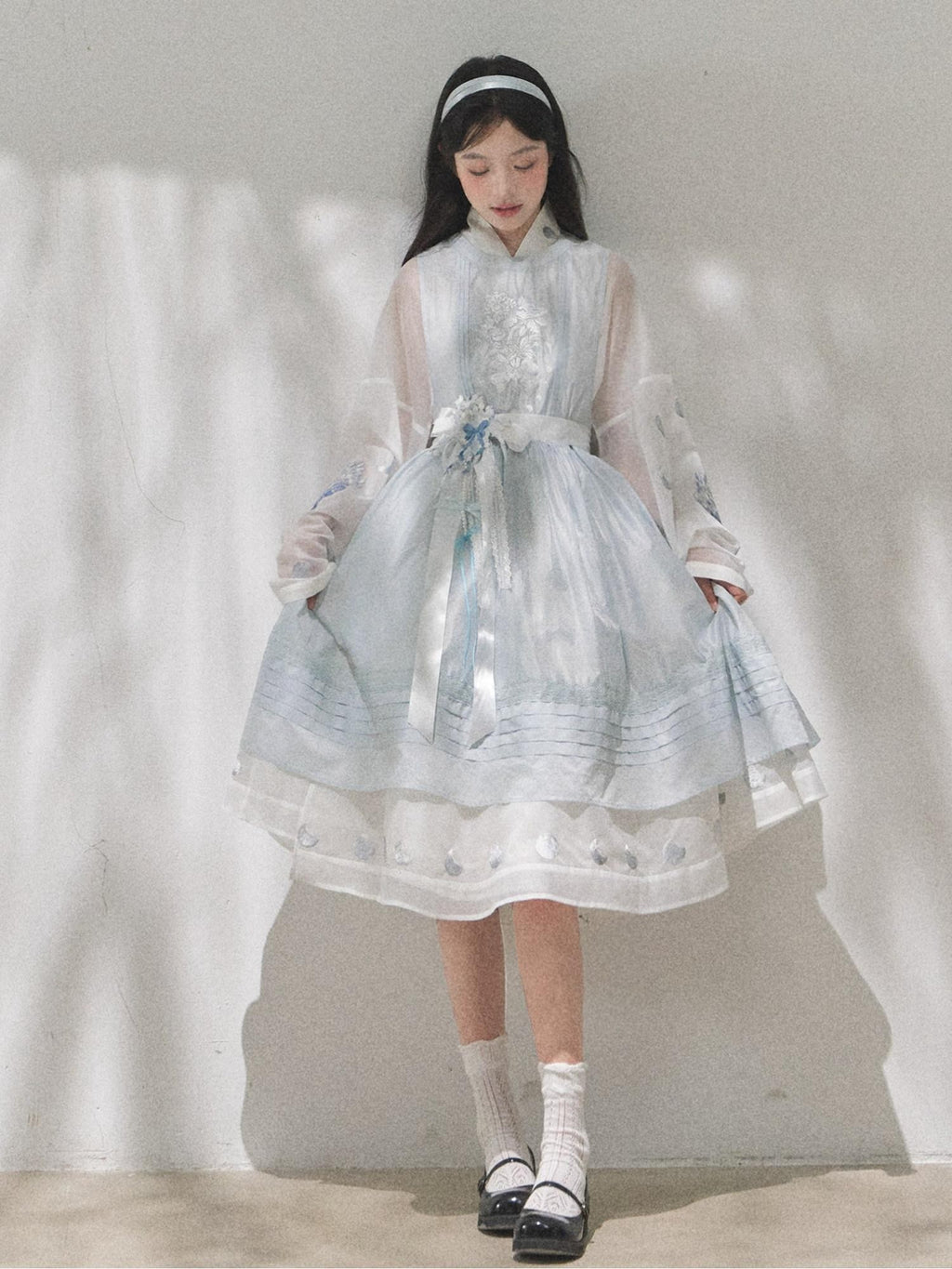 Yi Mu Hu Tao Sheer White Embroidered Modern Hanfu Lined High Waist Women's Short Sleeve Op