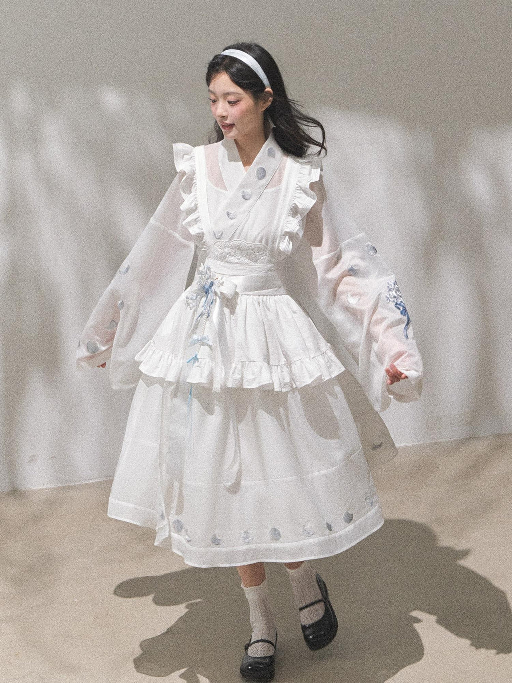Yi Mu Hu Tao Sheer White Hanfu Inspired Lined Two Piece Women's Tencel Jsk Sets