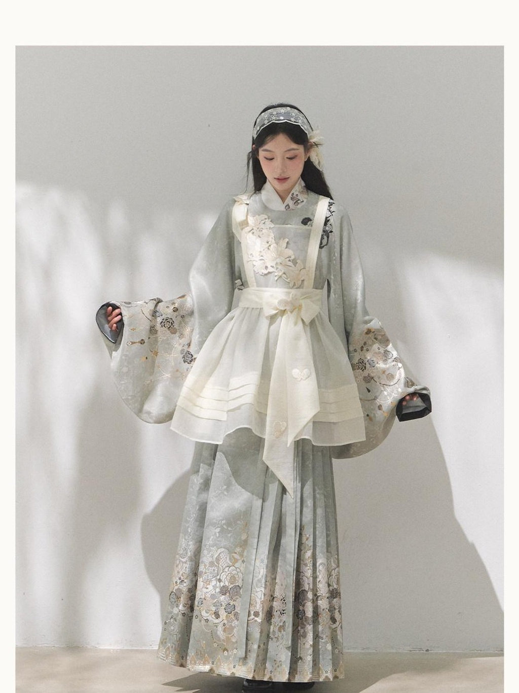 Yi Mu Hu Tao Tea Flower Embroidered Ming Style Hanfu Mamian Skirt Women's Skirt Sets