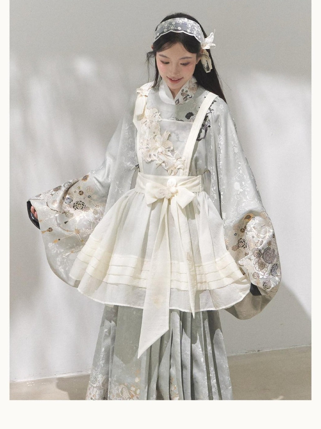 Yi Mu Hu Tao Tea Flower Embroidered Ming Style Hanfu Mamian Skirt Women's Skirt Sets
