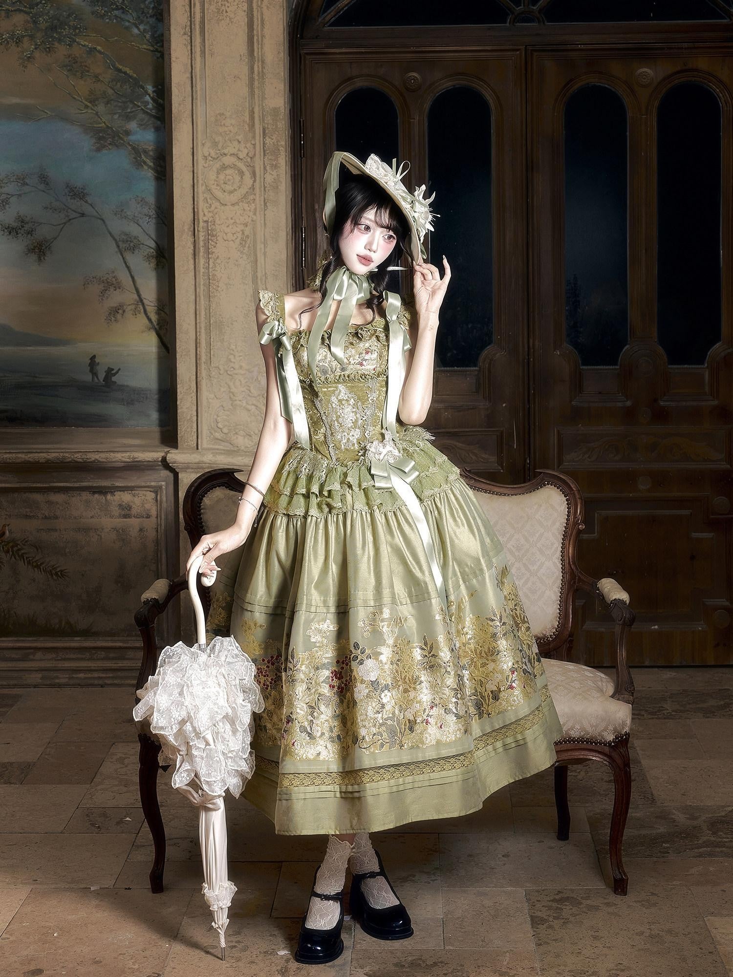 Yi Mu Hu Tao Vintage Fishbone Corset Floral Applique Women's Embroidered Lace Skirt Sets