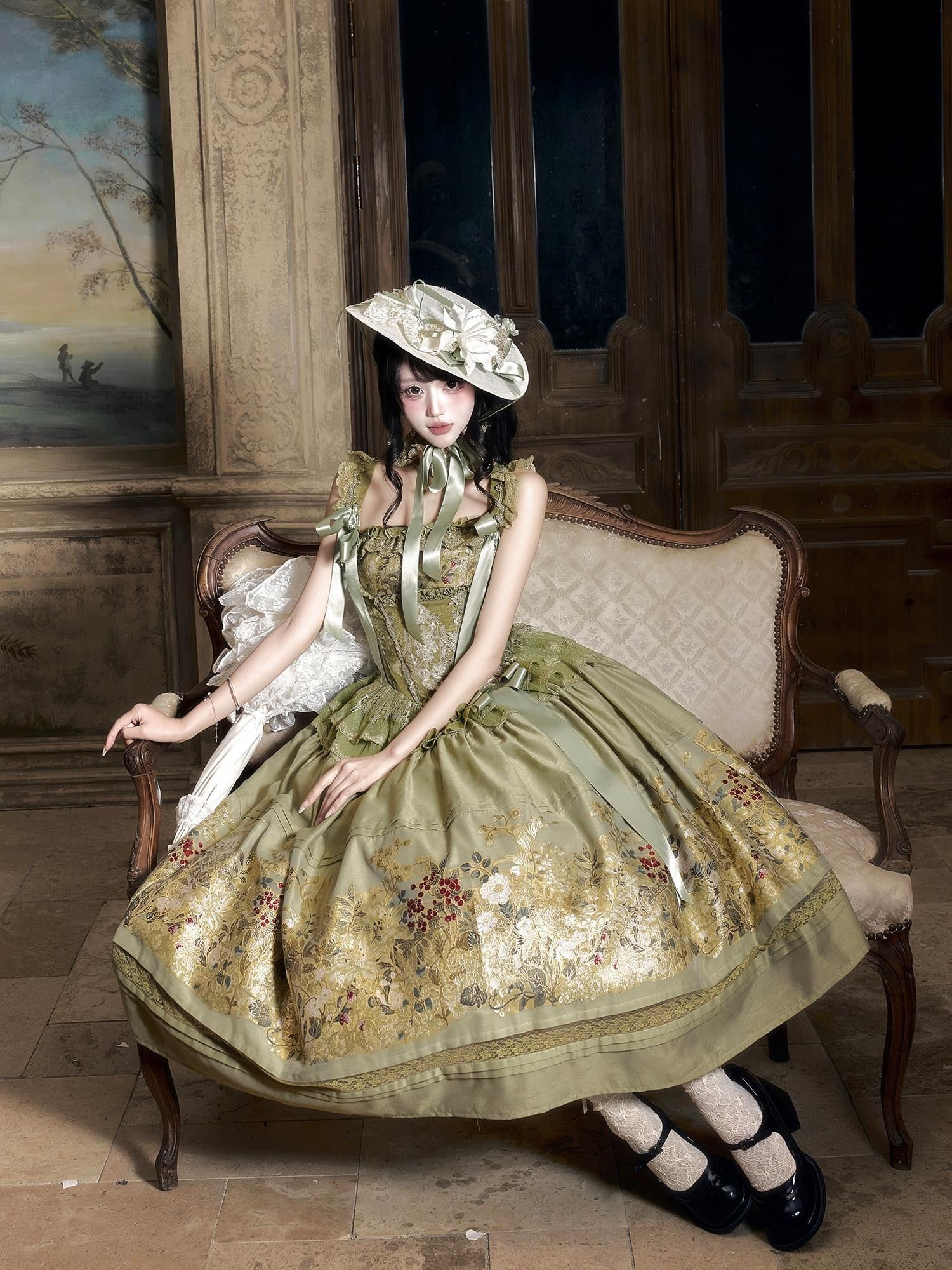 Yi Mu Hu Tao Vintage Fishbone Corset Floral Applique Women's Embroidered Lace Skirt Sets