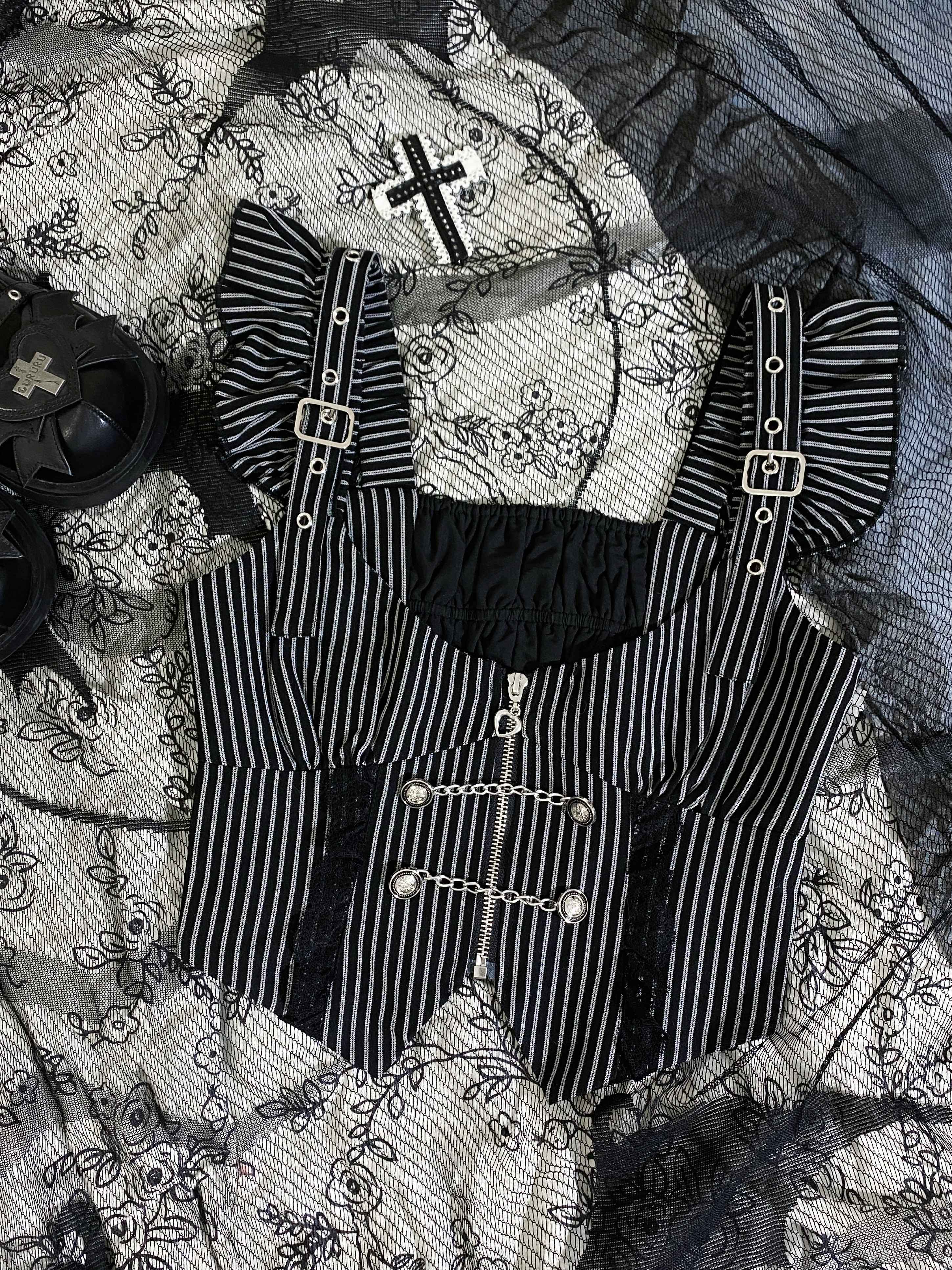 kukuwa_Angel_Gothic_Striped_Cross_Heart_Chain_Layered_Women's_Skirt_Sets_967848475335_MISSTT