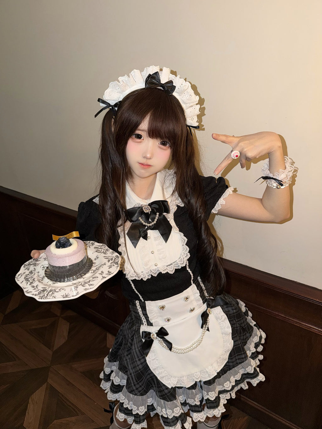 kukuwa Black White Maid Lace Splice Puff Sleeve Bow Pearl Women's Skirt Sets