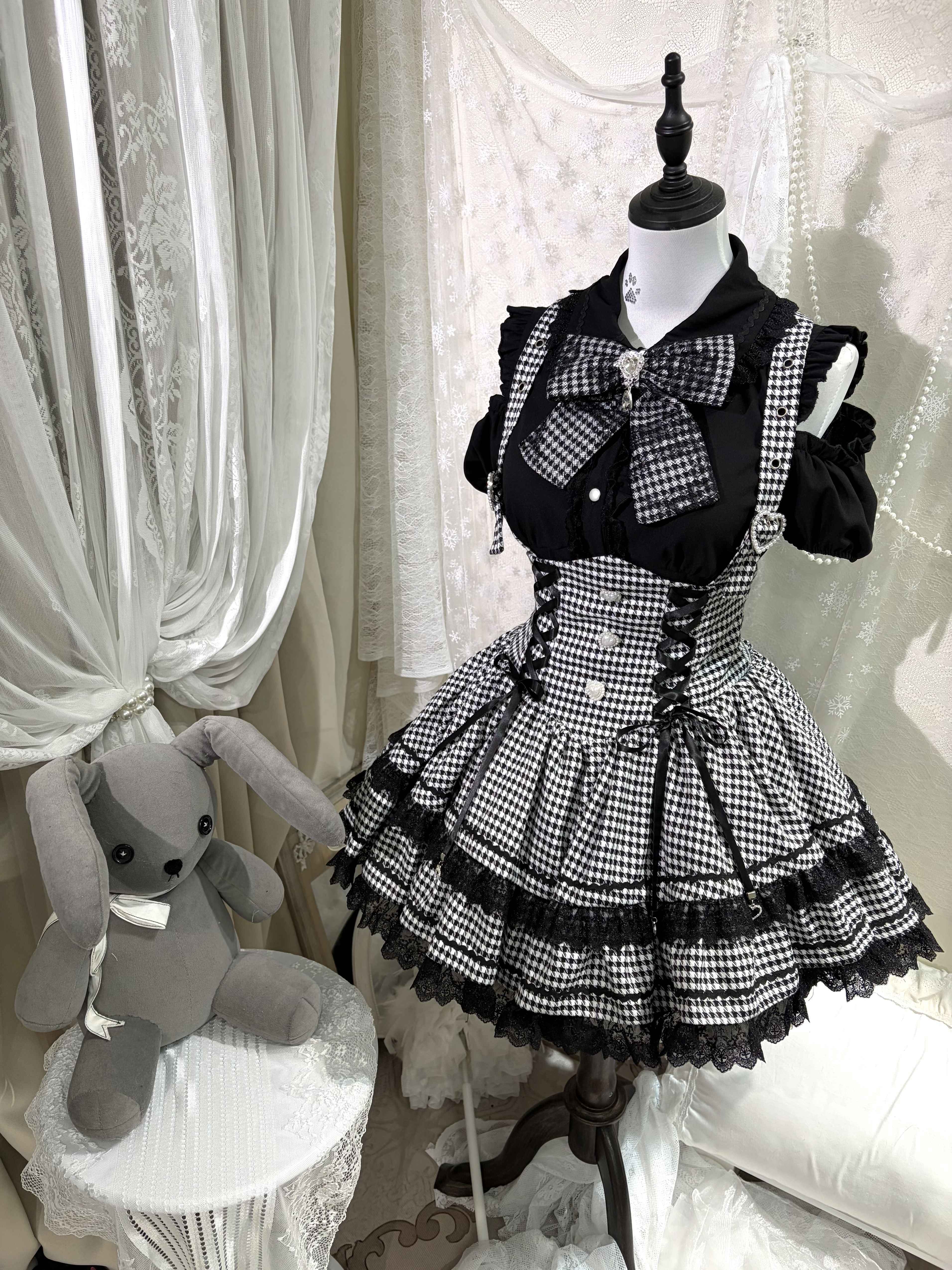 kukuwa_Subculture_Plaid_Lace_Bow_Cinched_Waist_Shirt_Women's_Black_Jsk_/_Jumper_Skirts_1063230489468_MISSTT